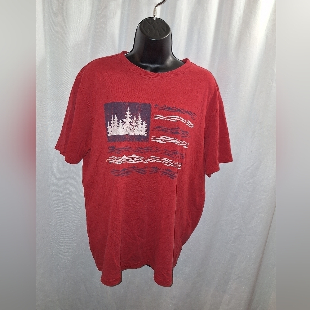 Coleman graphic print T-shirt size medium